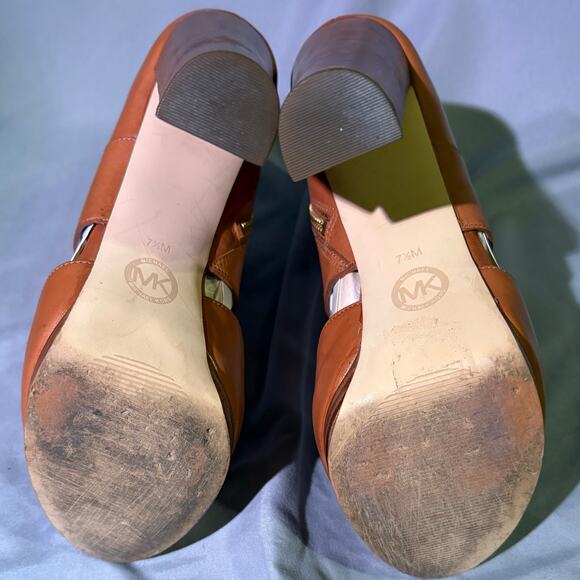 MICHAEL Michael Kors Tan Peep-Toe Heels - Picture 5 of 7